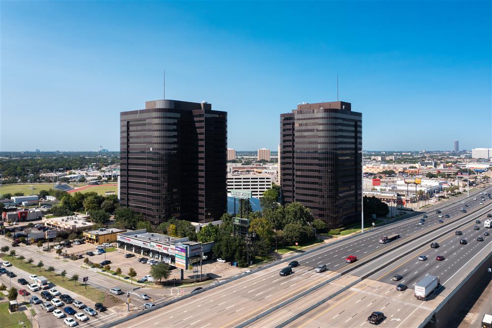 Interior images of Flexible office space at 7322-7324 Southwest Freeway 2