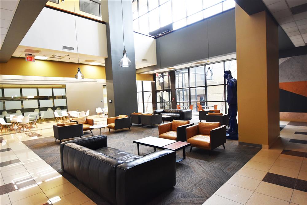 Interior images of Flexible office space at 2727 LBJ Freeway 1