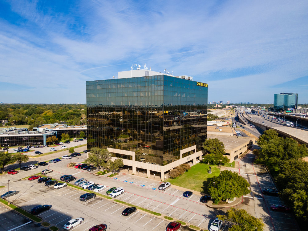 Interior images of Flexible office space at 2727 LBJ Freeway 2