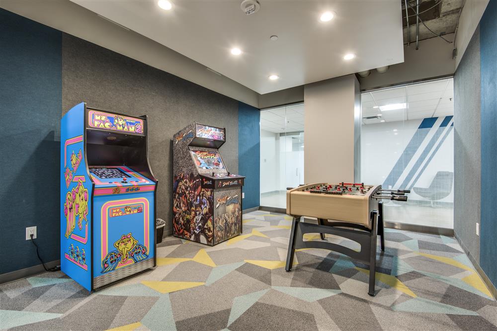 Interior images of Flexible office space at 2727 LBJ Freeway 10