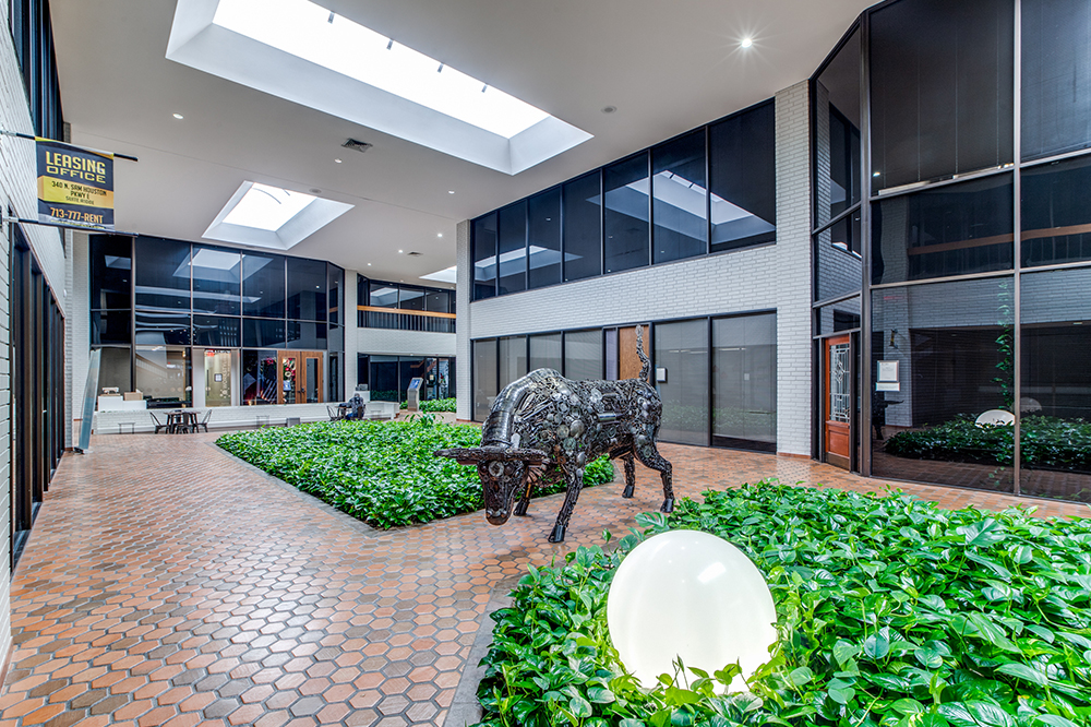 Interior images of Flexible office space at 340-350 N Sam Houston Pkwy E 1
