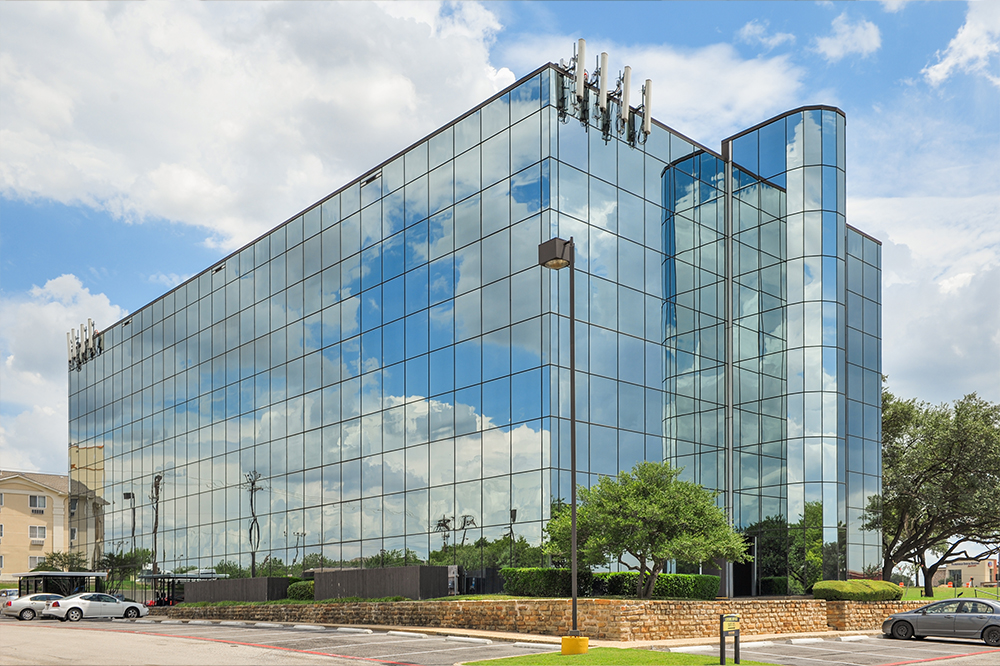 Interior images of Flexible office space at 4425 W. Airport Freeway 2