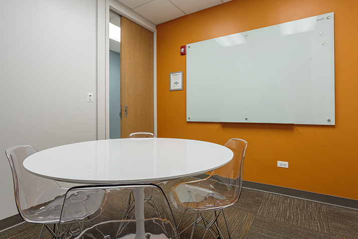 Interior images of Flexible office space at 3205-3231 North Wilke Road 6
