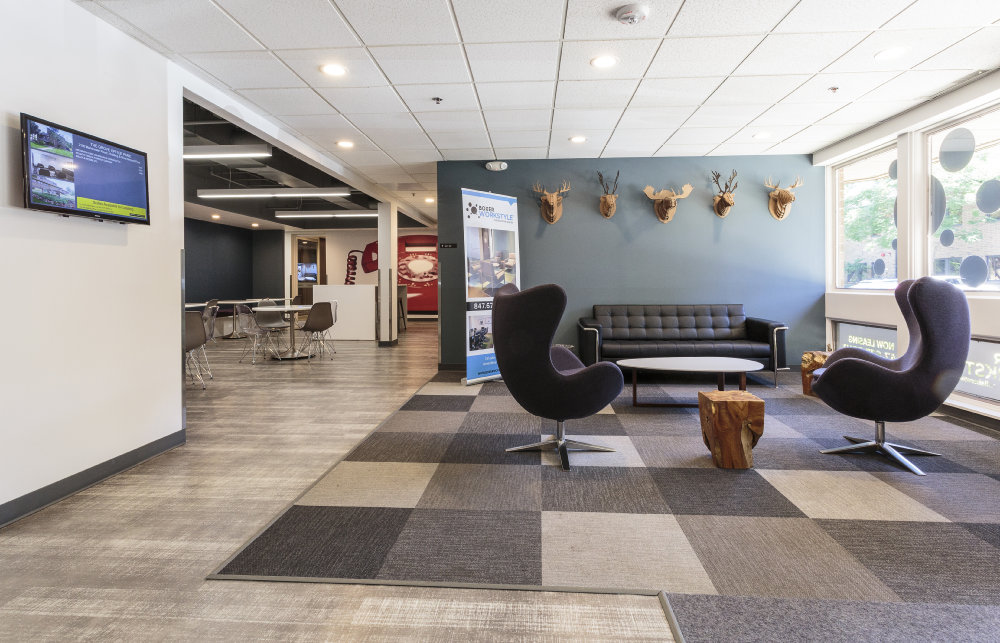 Interior images of Flexible office space at 2100 Manchester Road 1