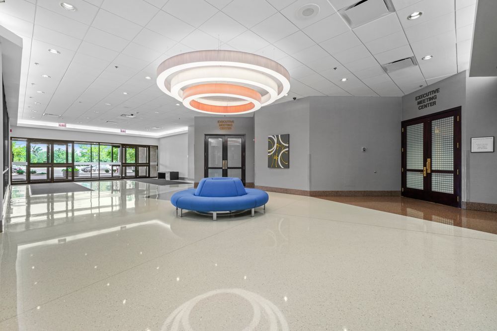 Interior images of Flexible office space at 3030 Warrenville Road 1