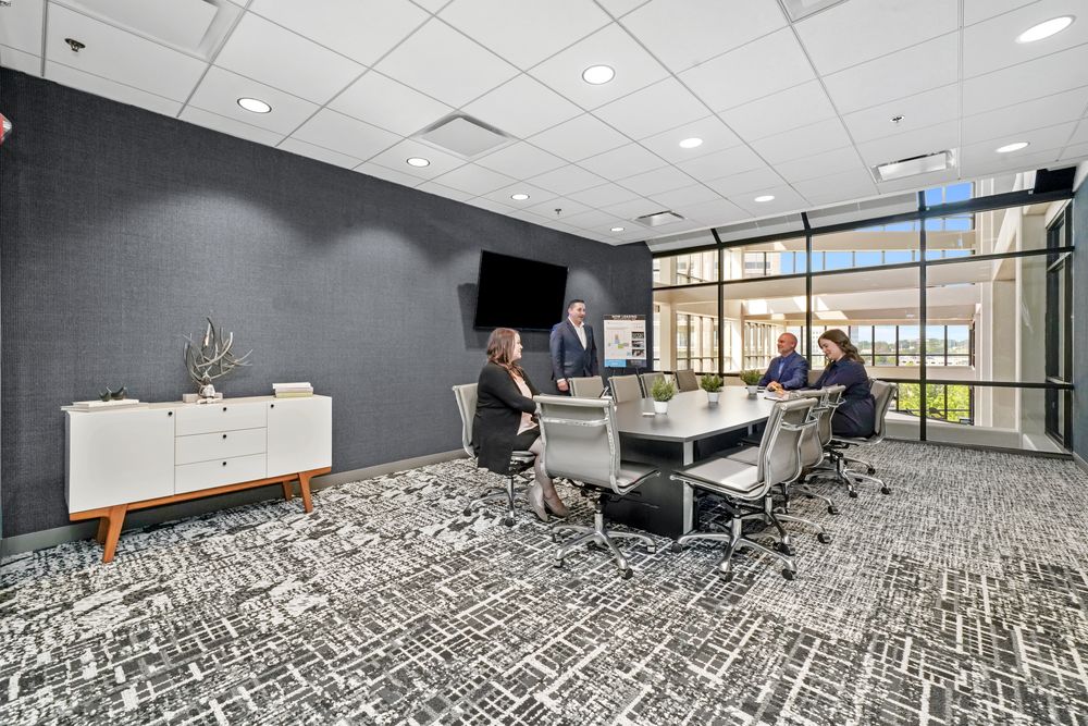 Interior images of Flexible office space at 3030 Warrenville Road 7