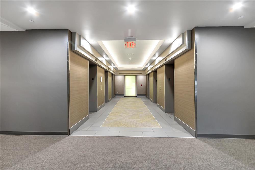 Interior images of Flexible office space at 3101-3111 N Central Avenue 6