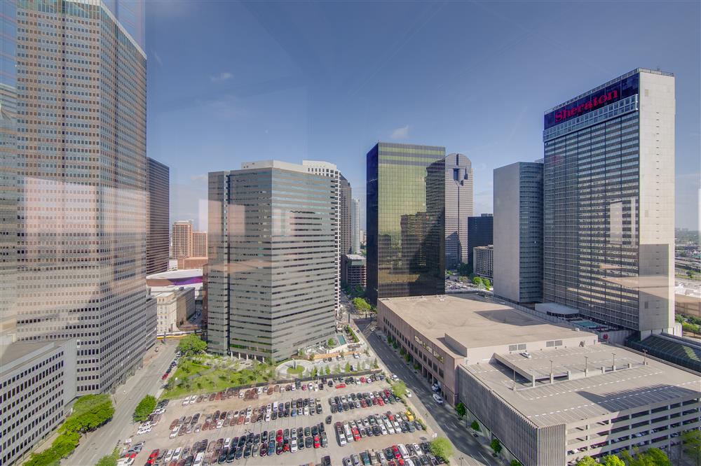 Interior images of Flexible office space at 1910 Pacific Ave 3