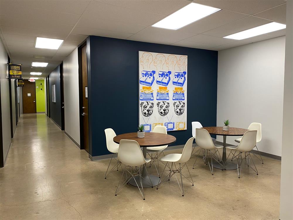 Interior images of Flexible office space at 6201 Bonhomme Road 1