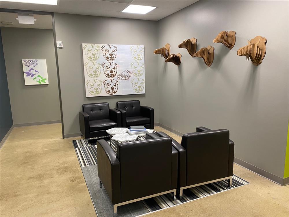 Interior images of Flexible office space at 6201 Bonhomme Road 8