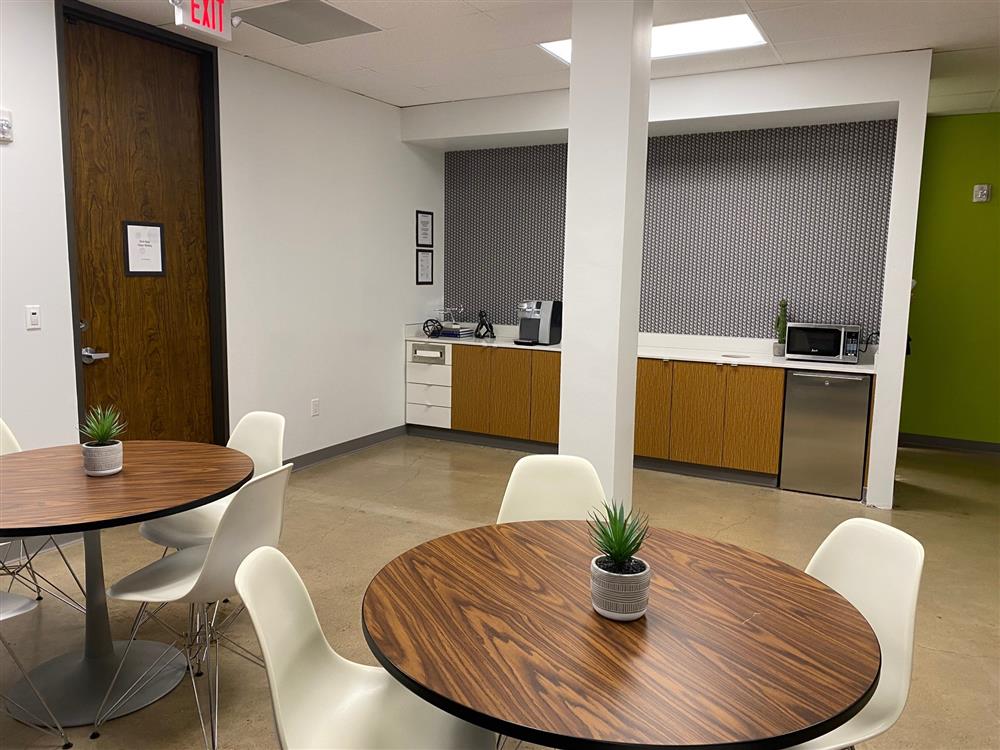 Interior images of Flexible office space at 6201 Bonhomme Road 14