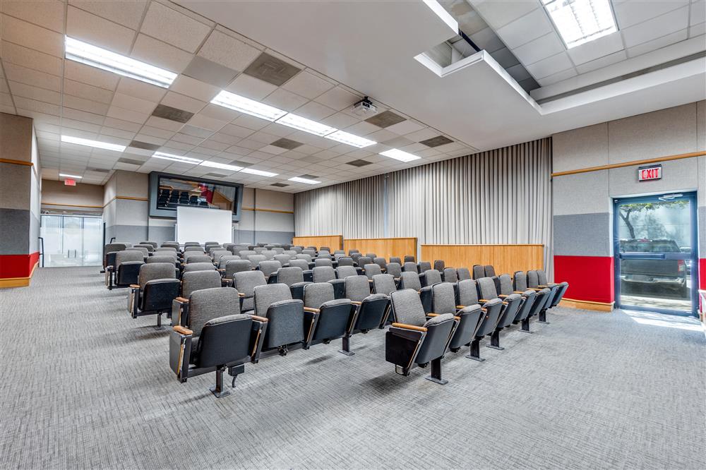 Interior images of Flexible office space at 8330-8360 Lyndon B Johnson Fwy 12