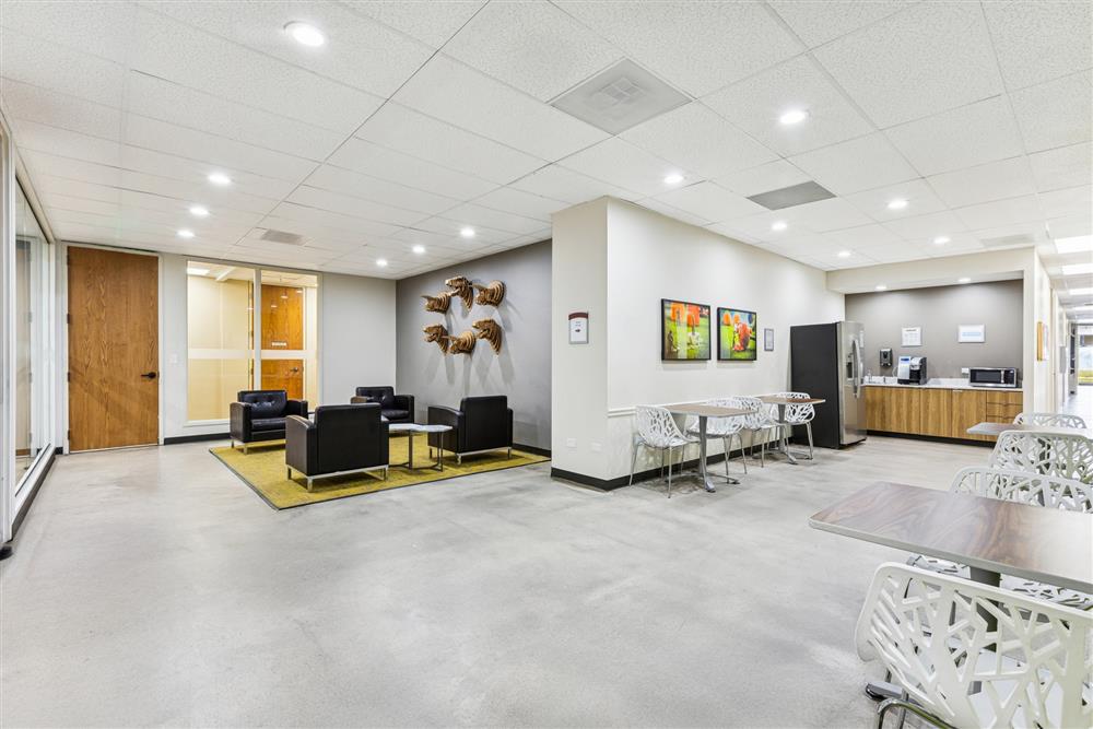 Interior images of Flexible office space at 2821-2851 South Parker Road 7