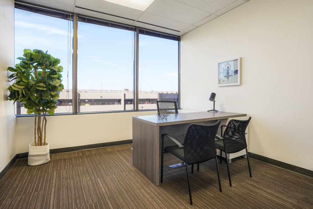 Interior images of Flexible office space at 2821-2851 South Parker Road 10