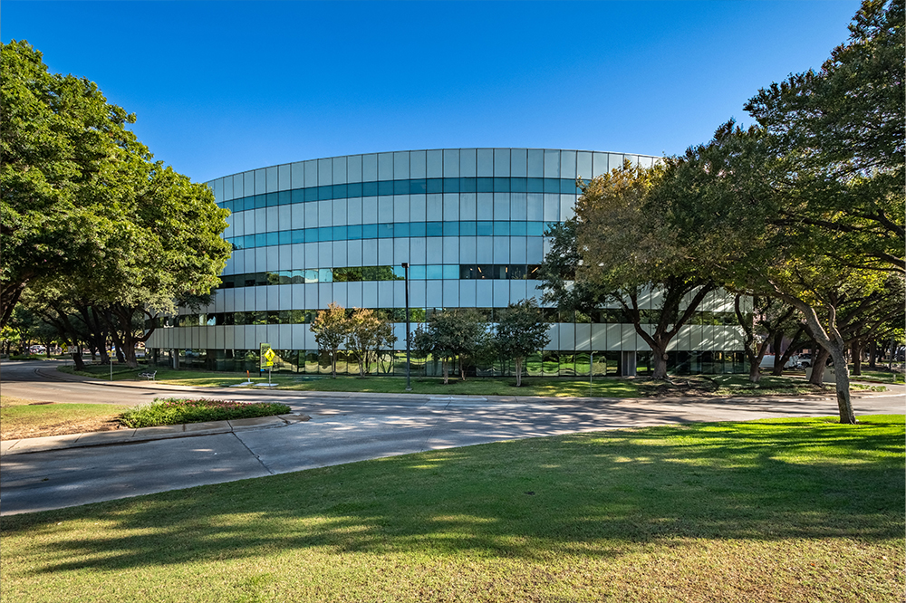 Interior images of Flexible office space at 14800 Quorum Drive 2