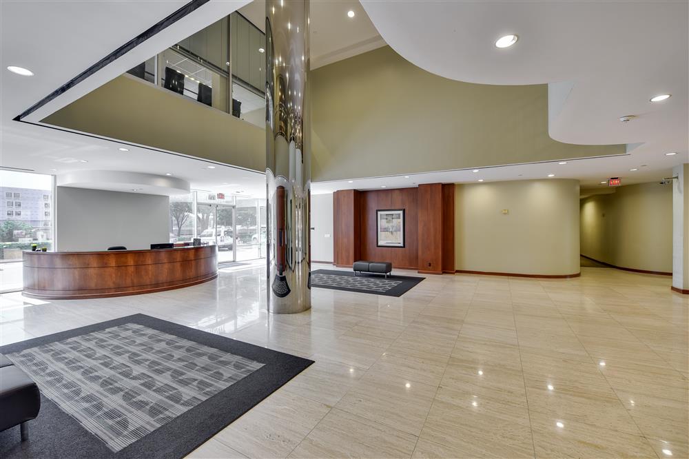 Interior images of Flexible office space at 10100 North Central Expressway 4