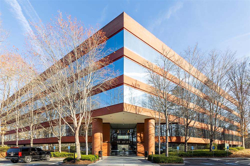 Interior images of Flexible office space at 3295 River Exchange Drive 2