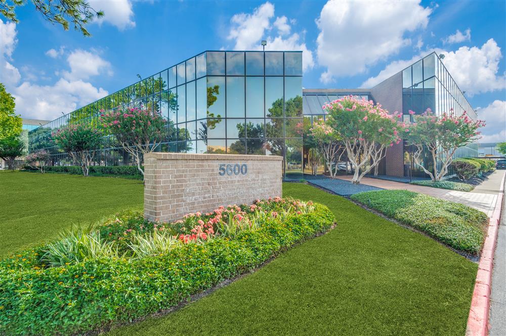 Interior images of Flexible office space at 5600 Northwest Central Drive 1