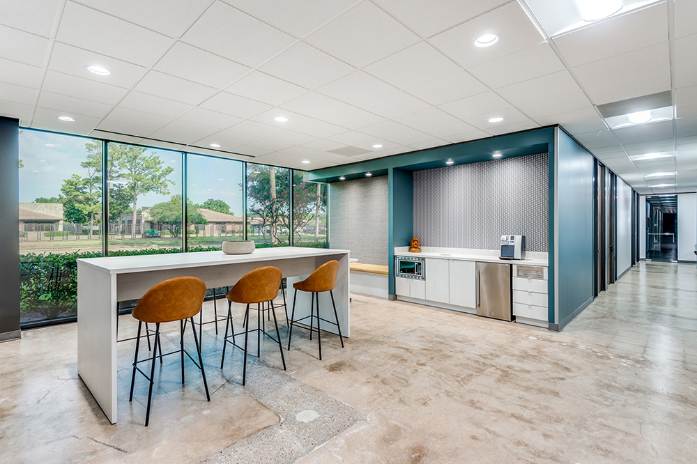 Interior images of Flexible office space at 5600 Northwest Central Drive 6