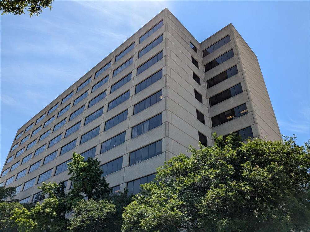 Interior images of Flexible office space at 4100 Spring Valley Rd 3