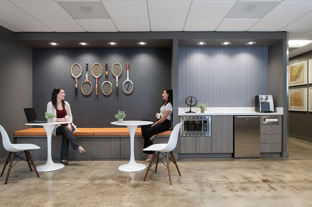 Interior images of Flexible office space at 4101 Greenbriar Dr 8