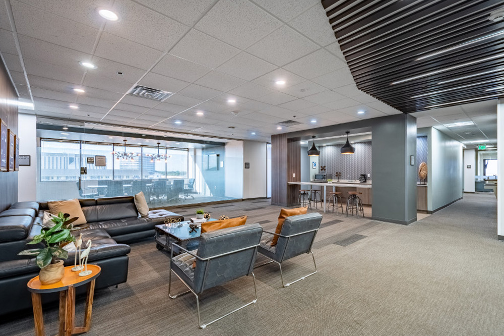 Interior images of Flexible office space at 4099 McEwen 1