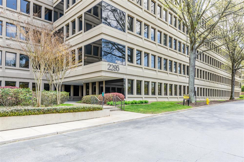 Interior images of Flexible office space at 2295 Parklake Drive 2