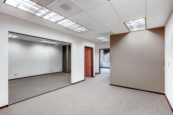 Flexible Office Space for Rent at Workstyle Spaces 56