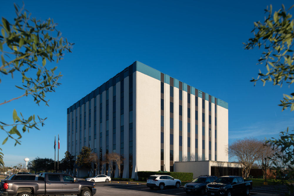 Interior images of Flexible office space at 1120 NASA Parkway 1