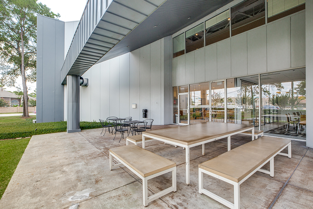 Interior images of Flexible office space at 14405 Walters Road 7